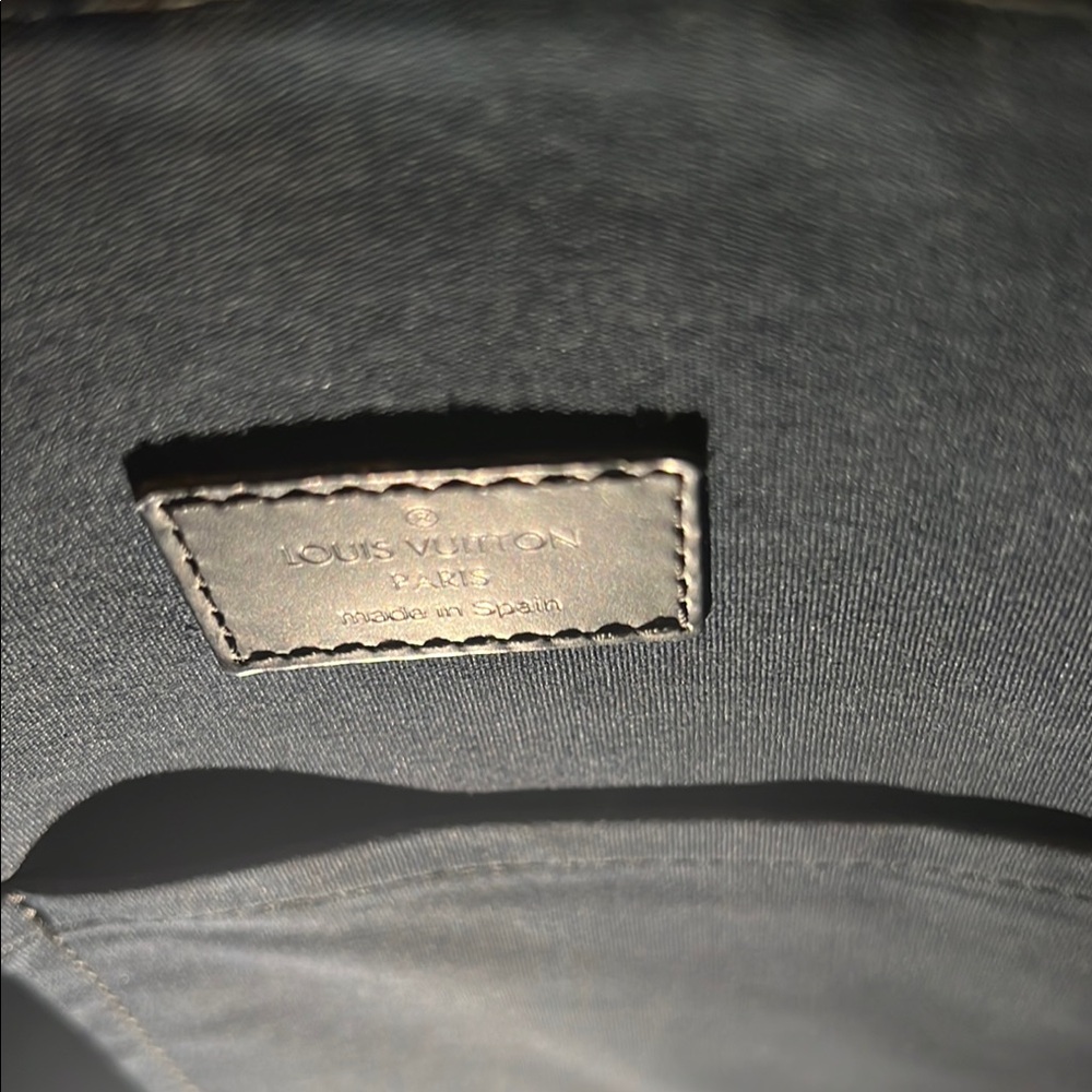 Louis Vuitton Leather Crossbody Bag - Picture 6 of 12
